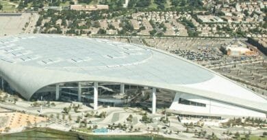 Metirsiya grevê ya li ser Kupaya Cîhanê: Karker...