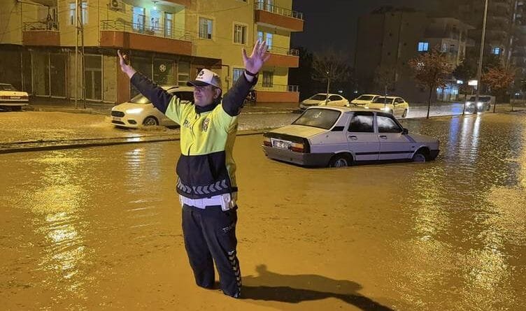 Li Dîlok, Semsûr û Kilîsê lehî rabû