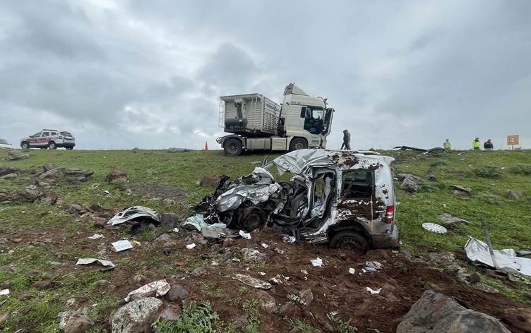 Li Siwêregê qeza: 2 kes mirin û kesek birîndar bû