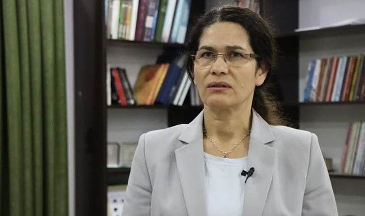 Îlham Ehmed: Kurd dê di nivîsîna destûra nû de...