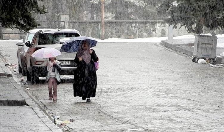 Li Bakurê Kurdistanê berf û baran didome