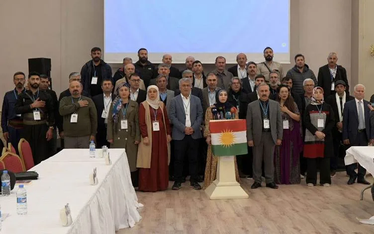 Platforma Neteweyî ya Kurd 'Belgeya Helwestê ya...