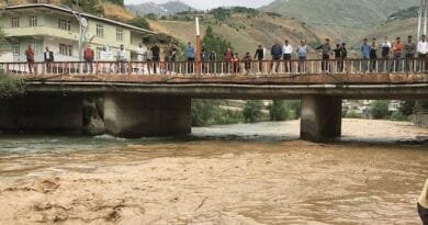 Rêya Wan û Şaxê ji ber lehiyê hat girtin