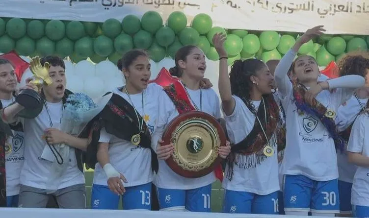 Tîma Hîlalê lîstikvanên xwe yên Kurd ceza kirin