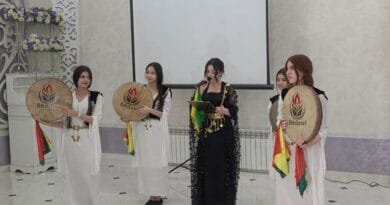 Kurdên Qazaxistanê Cejna Zimanê Kurdî pîroz kir