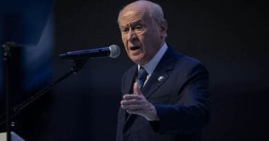 Bahçelî: Armanca me rawestandina rondikên dayikan...